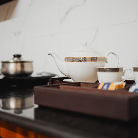 Silver Leaf Apartments 암리차르 외부 사진